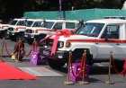 Mnangagwa Receives Ambulance Donation, Calls for Stronger Public-Private Partnerships